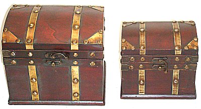 Kleine Koffertruhe mit Henkel und Beschl�gen