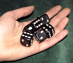 Wrfel mit Totenkpfen als Augen